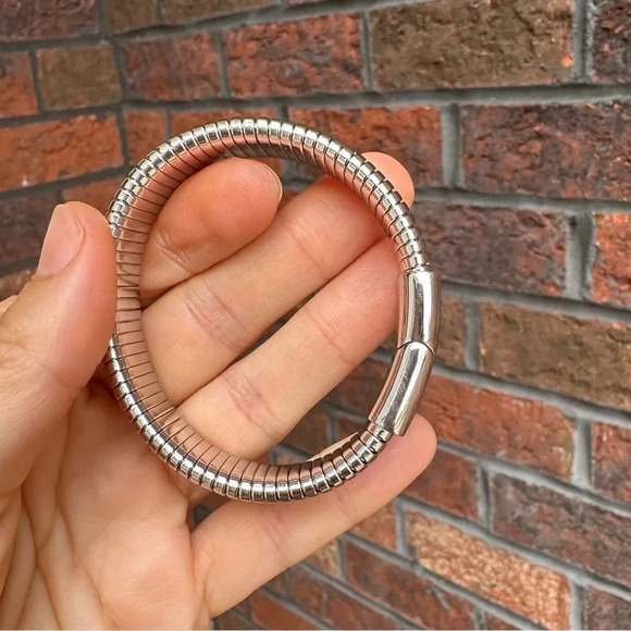 Anthropologie Stainless Steel Waterproof Tarnish Snake Chain Bracelet - Picture 12 of 13